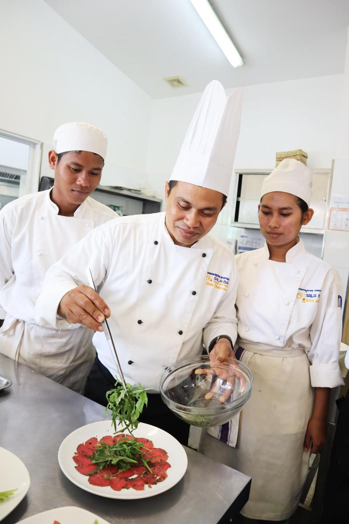 Sala Bai Hotel & Restaurant School Siem Reap Exteriör bild